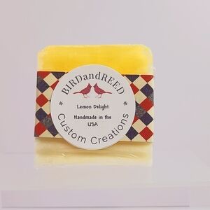 Hand Crafted Made in America Lemon Delight Soap 5 oz bar
